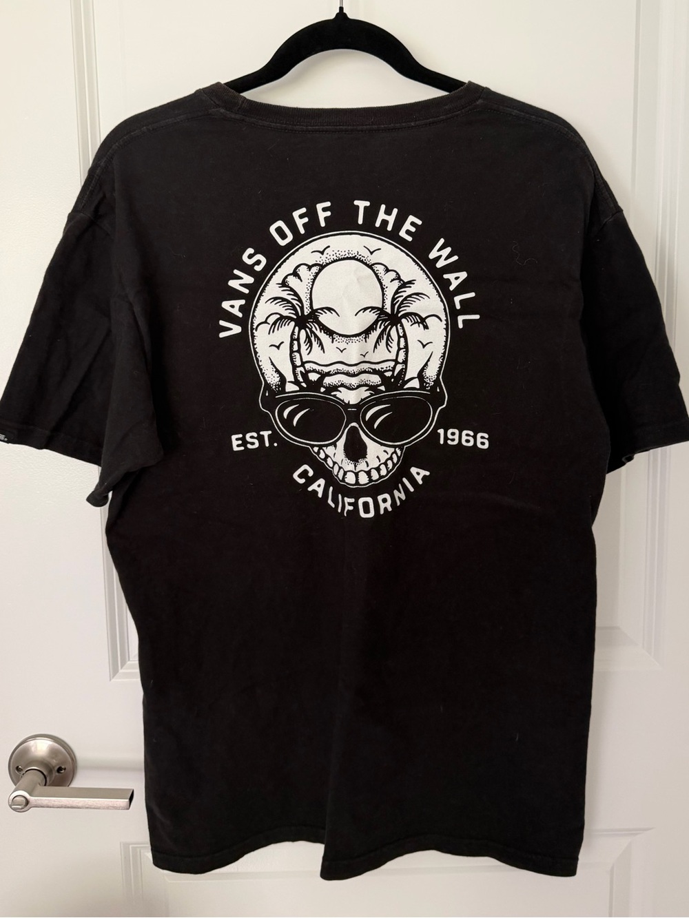 Vans Off The Wall Skull Palm Tree Graphic T-Shirt Men’s Medium Black - Picture 4 of 5